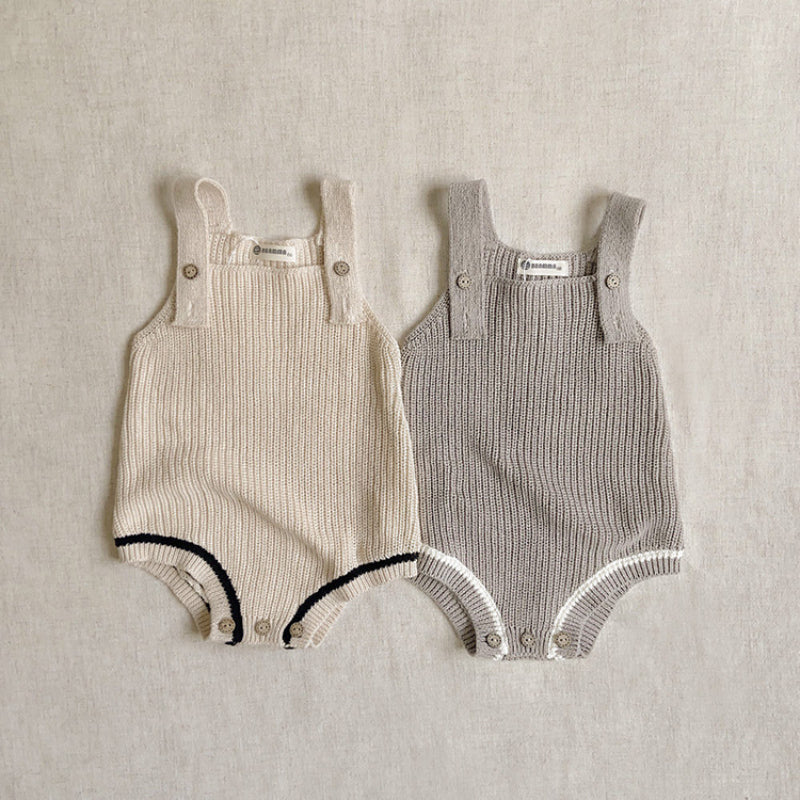 【BABY】無地ニットカーディガン、サロペットロンパース、大きな耳帽子SK101529
