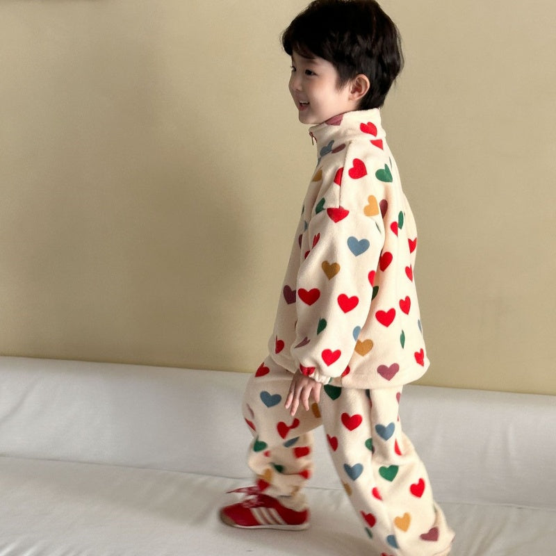 【BABY&KID】冬新作 ハート&いちご柄フリースセットアップSK102032