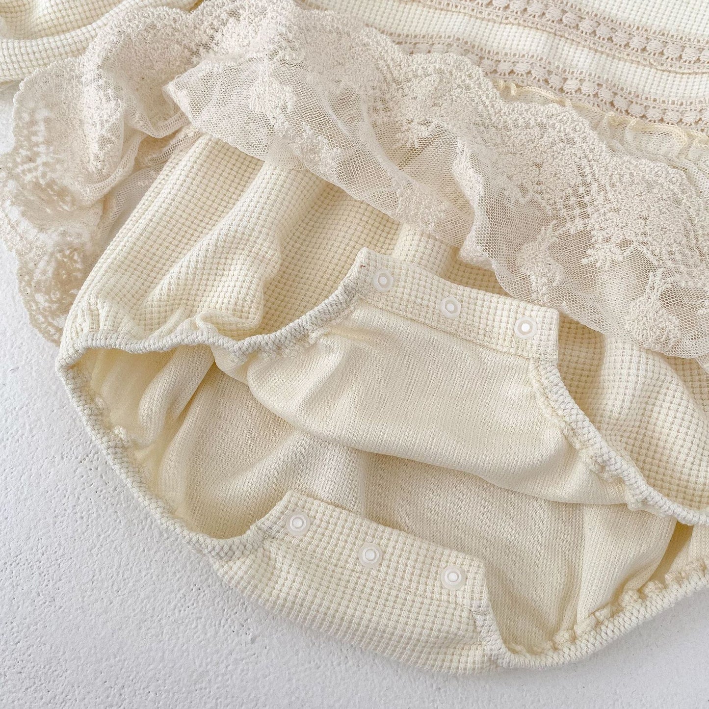 【BABY】ワッフルレースフリルロンパースSK11382