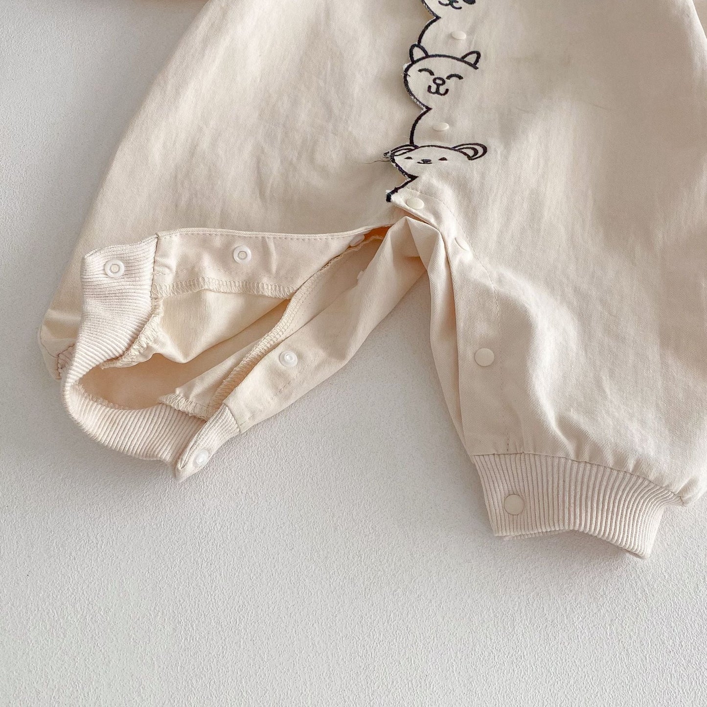 【BABY】アニマル刺繡可愛いロンパースSK031505