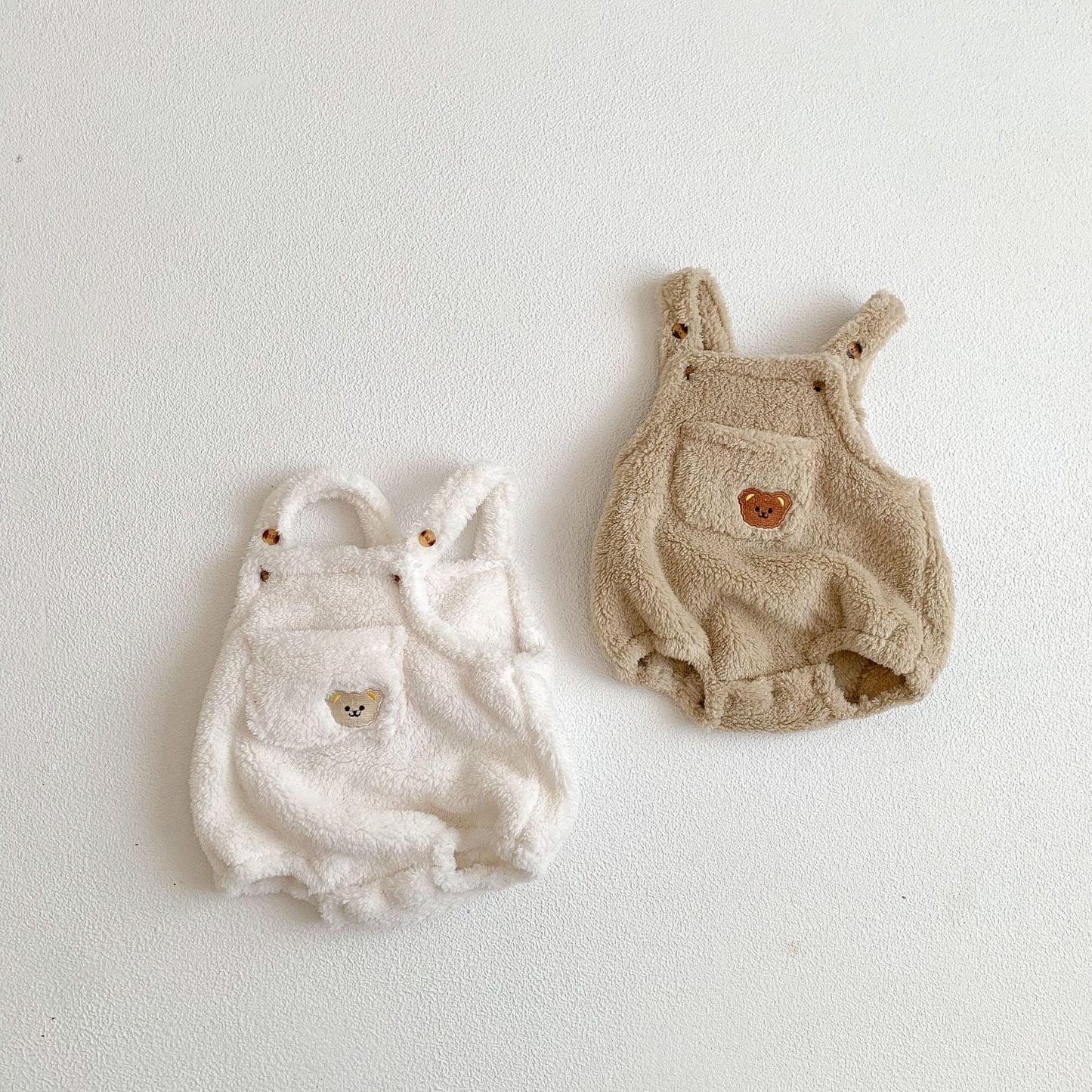 【BABY】冬新作 もこもこクマ柄サロペットSK11368