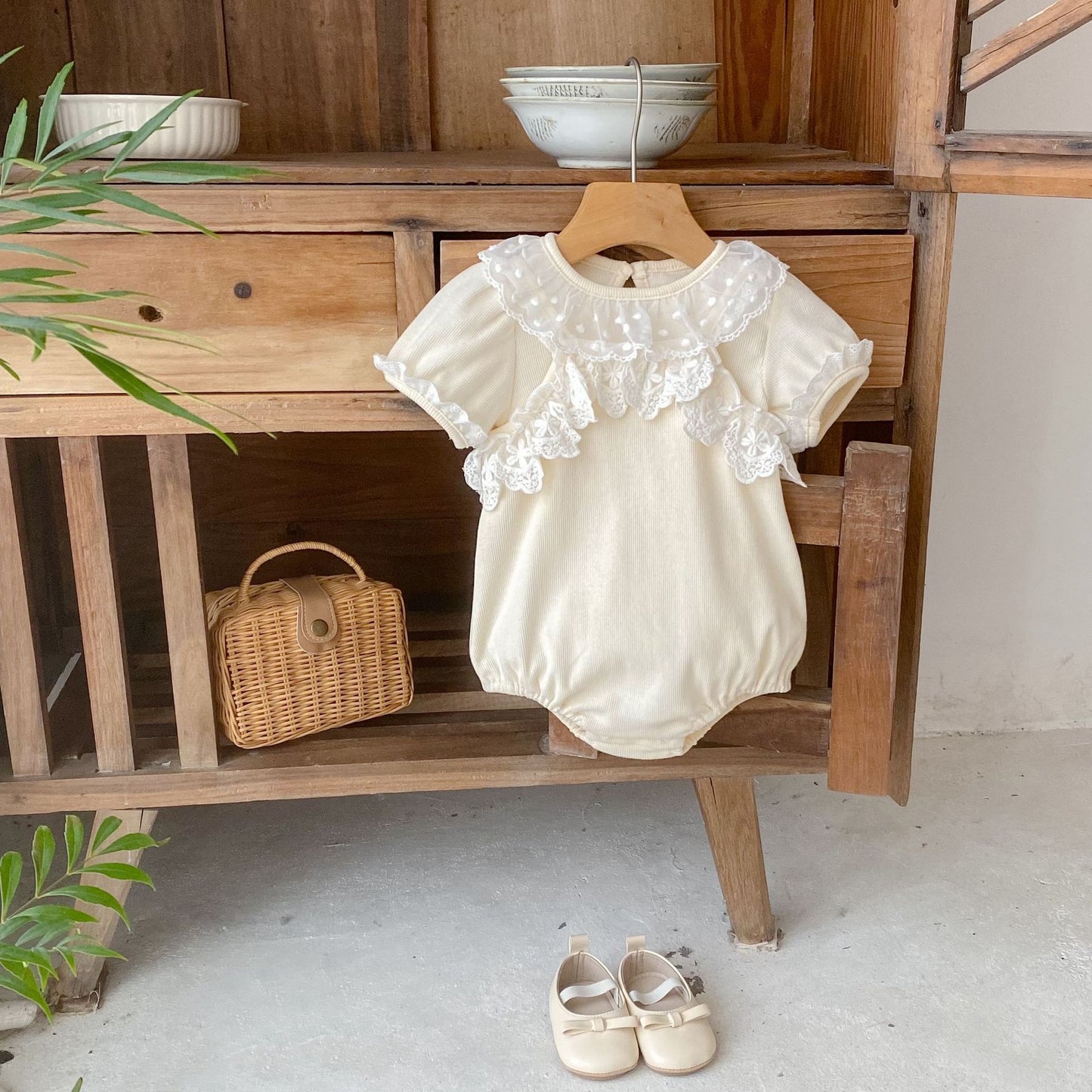 【BABY】夏新作 レースクリームロンパース、ＴシャツSK061805
