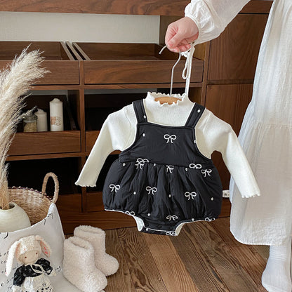 【BABY】冬新作 リボン刺繍中綿ロンパースSK102112