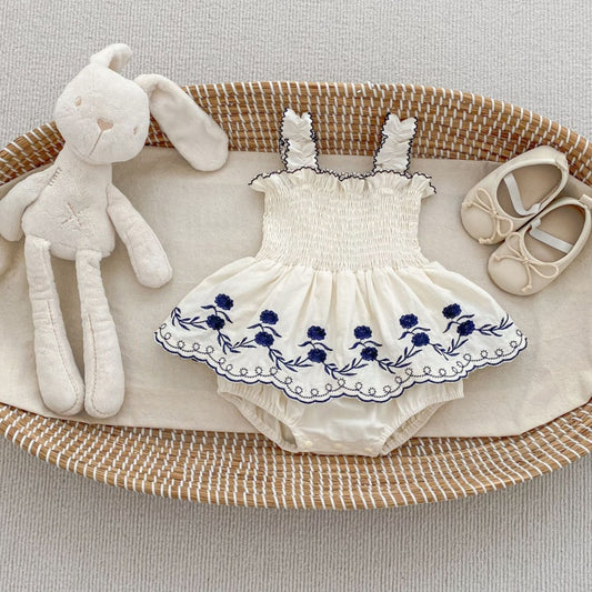 【BABY】夏新作レトロフラワー刺繍ロンパースSK105402