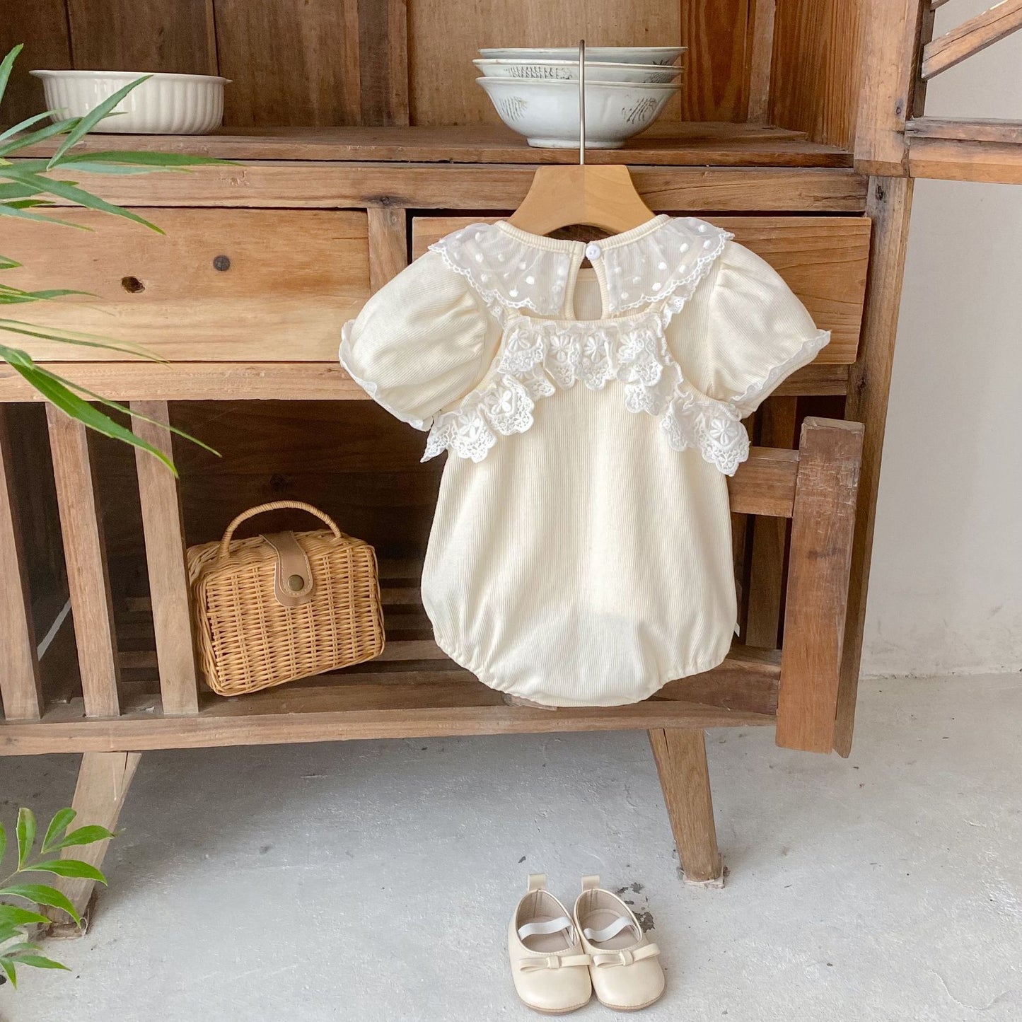 【BABY】夏新作 レースクリームロンパース、ＴシャツSK061805
