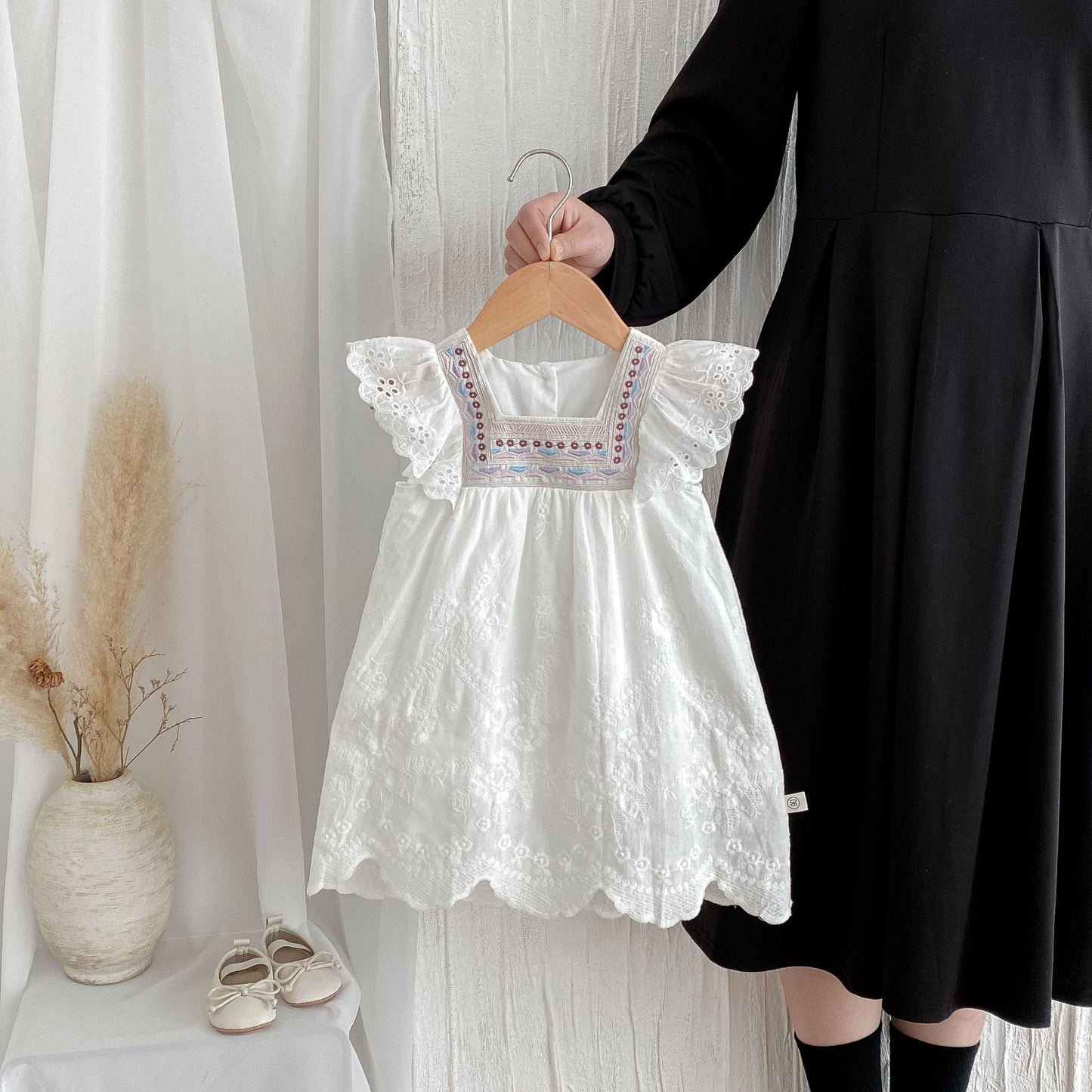 【BABY&KID】夏新作 刺繍レースワンピースSK072612