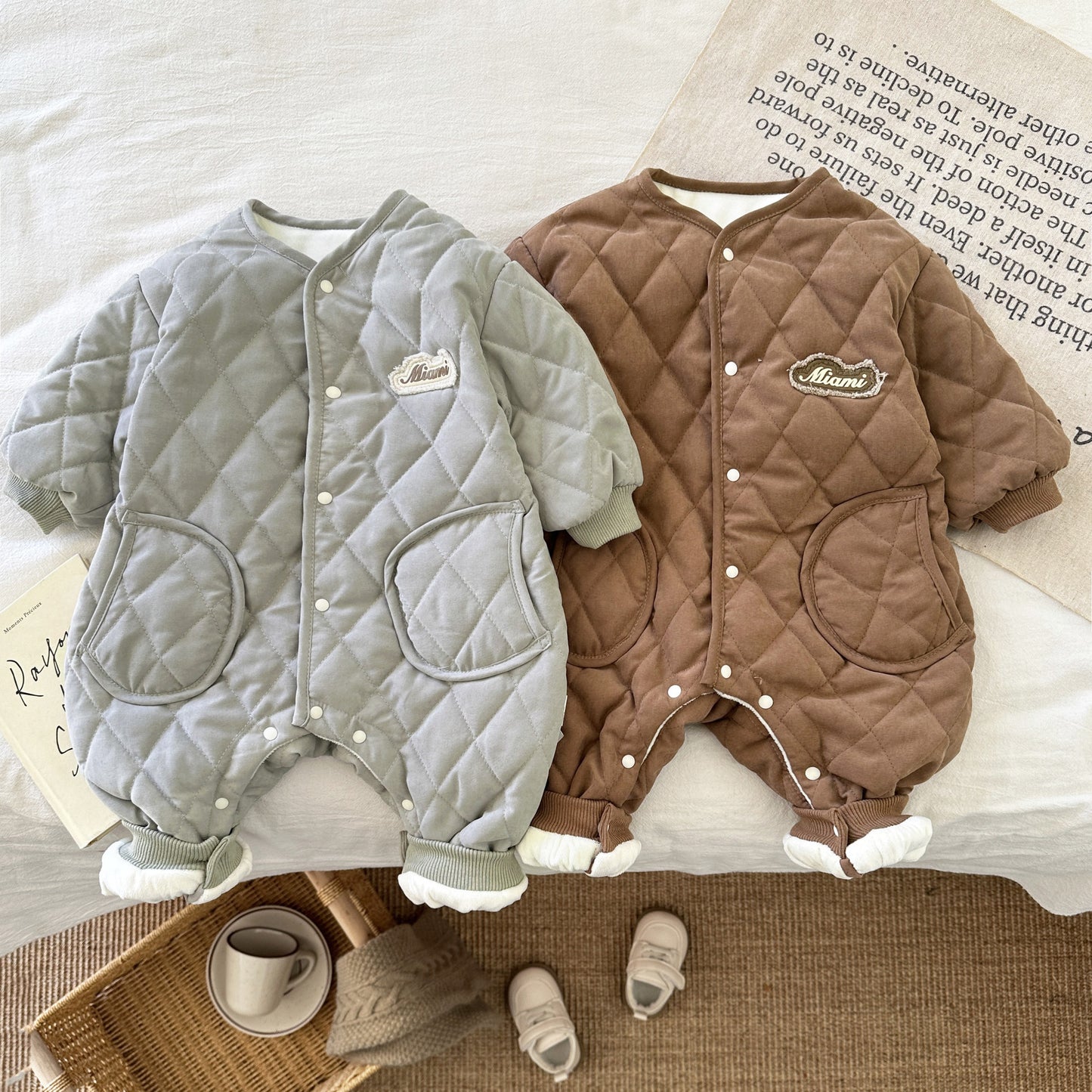 【BABY】厚手コットン製無地ロンパースSK022012