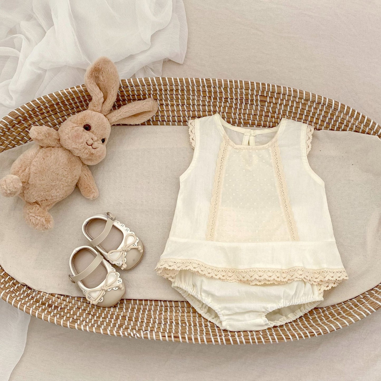 【BABY&KID】夏新作 レースフリルノースリーブセットアップSK062314