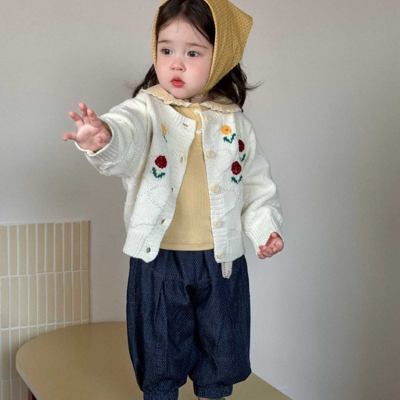 【BABY&KID】カラフル小花ニットカーディガン、丸襟長袖、ドットデニムパンツSK104004