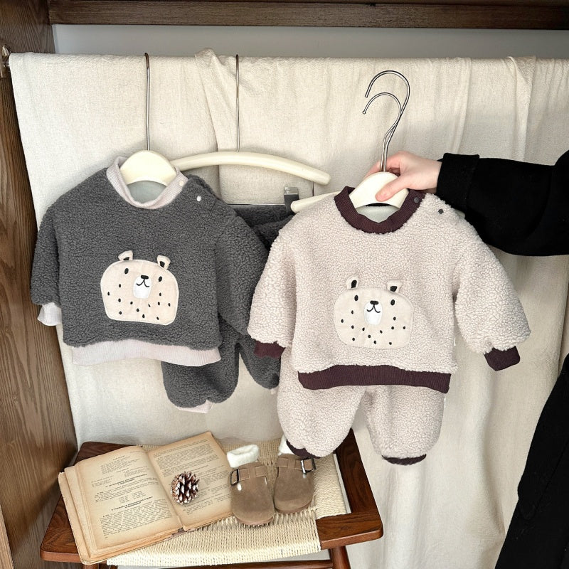 【BABY&KID】韓国風キャラあったかセットアップSK103224