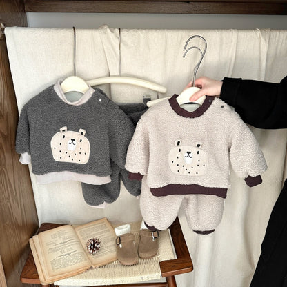 【BABY&KID】韓国風キャラあったかセットアップSK103224