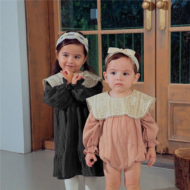 【BABY】レースフリル付ビッグカラー ロンパース、ワンピースSK101509