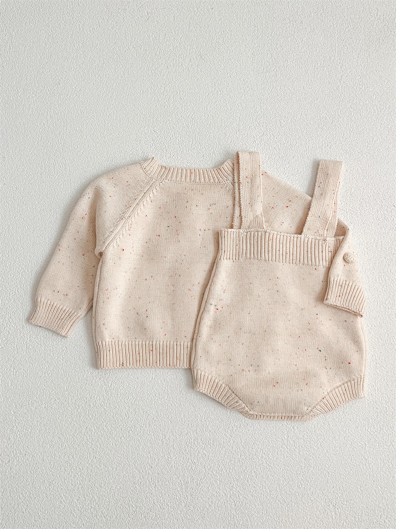 【BABY】レトロポンポン付きカーディガン、サロペットSK022708