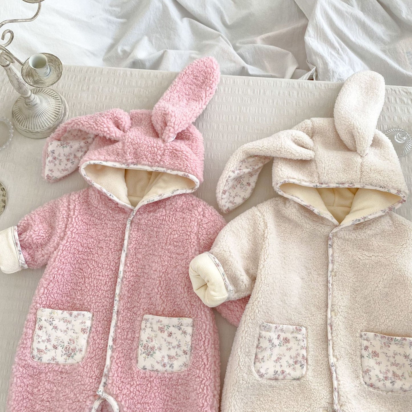 【BABY】冬新作小花柄うさぎ耳フード付きカバーオールSK103105