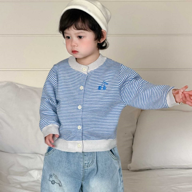【BABY&KID】ボーダーカーディガン、カートゥーン柄デニムパンツ、ロゴプリント長袖SK104009