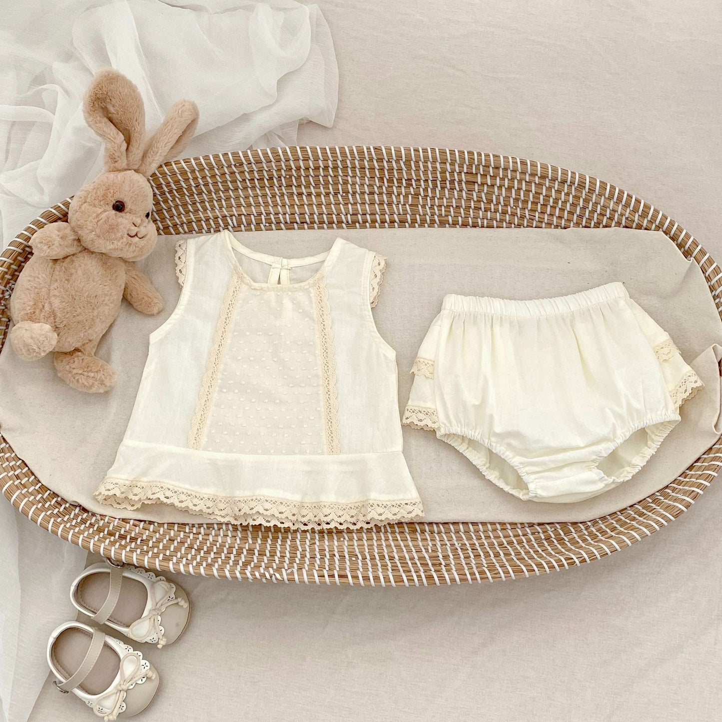【BABY&KID】夏新作 レースフリルノースリーブセットアップSK062314
