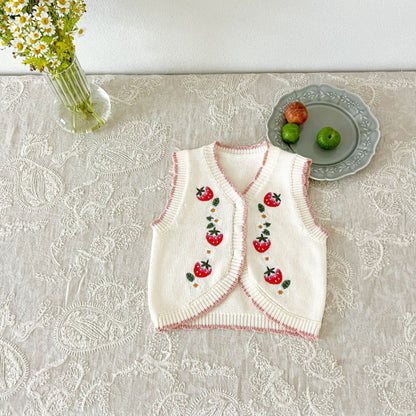 【BABY】いちご刺繍ベストSK100621