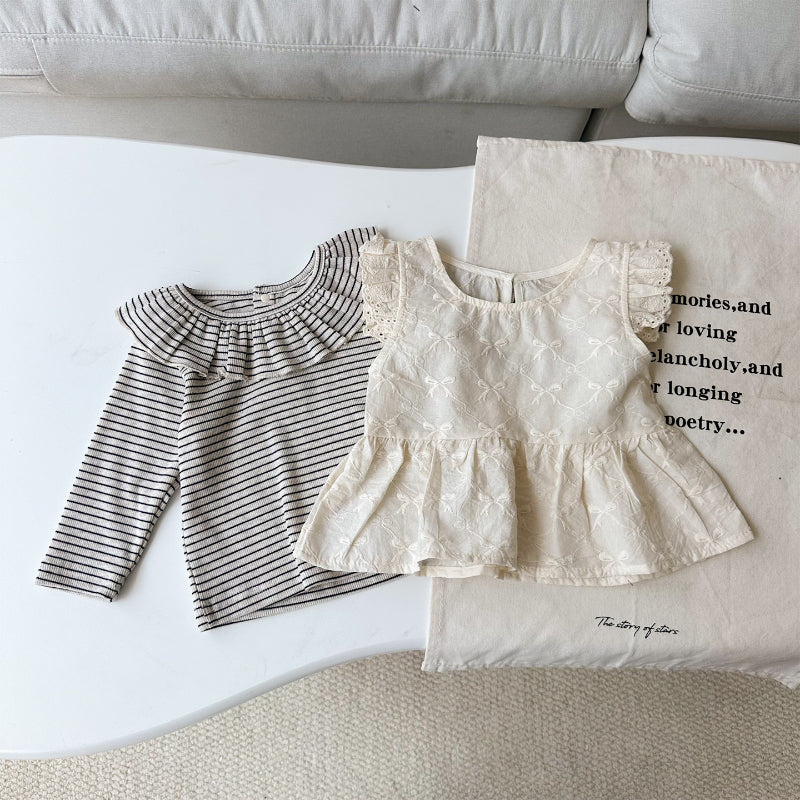 【BABY】蝶結び刺繍ベスト＆ボーダーTシャツ、ブラックフレアパンツSK101432