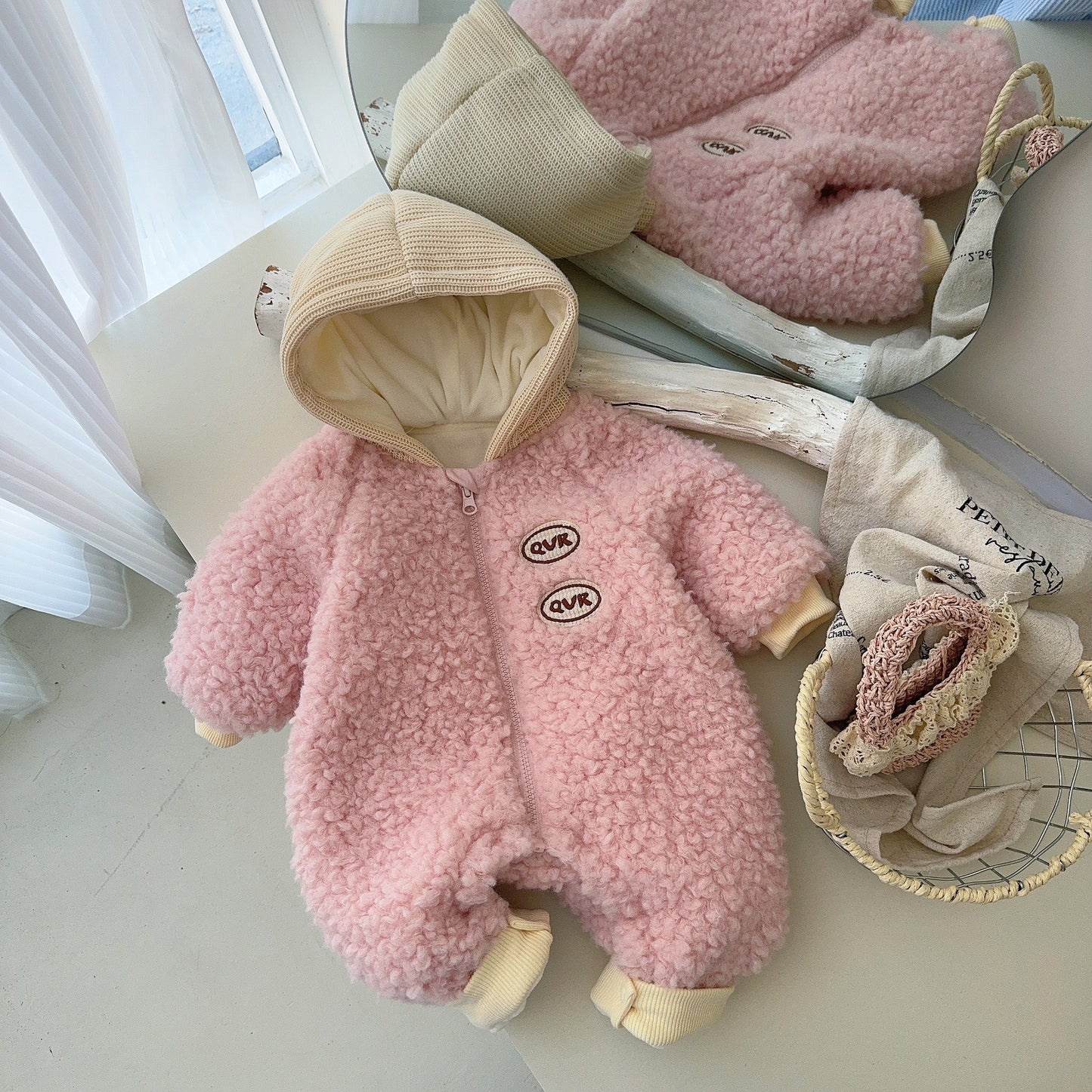 【BABY】帽子付き裏起毛ロンパースSK11551