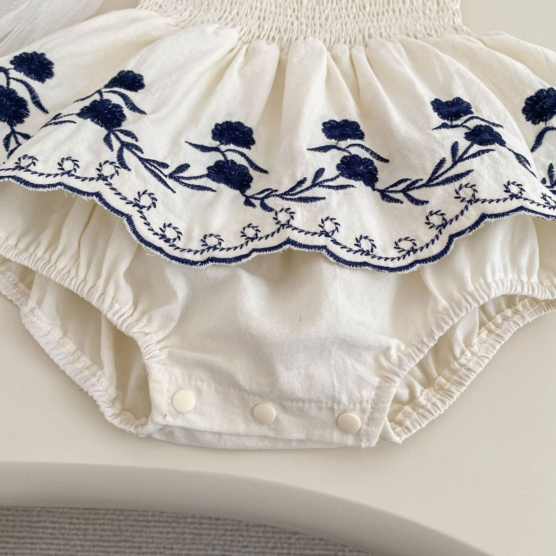 【BABY】夏新作レトロフラワー刺繍ロンパースSK105402