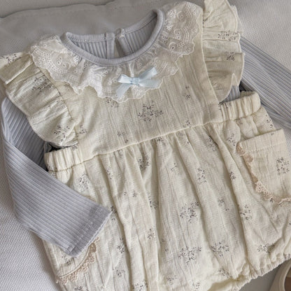 【BABY】ブルー小花柄ロンパース＆レーストップスSK106907