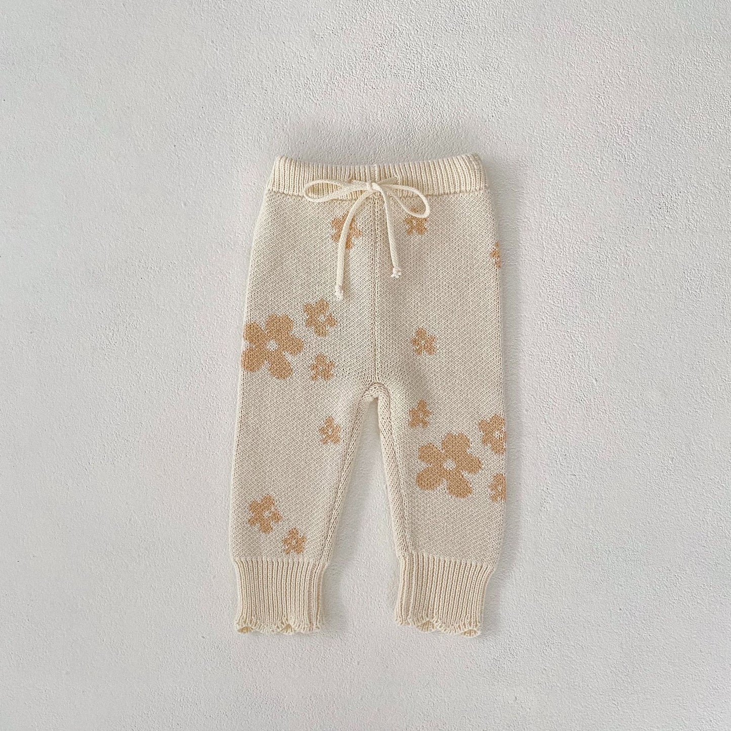 【BABY】フラワーニットカーディガン、パンツ、帽子、SocksSK030604