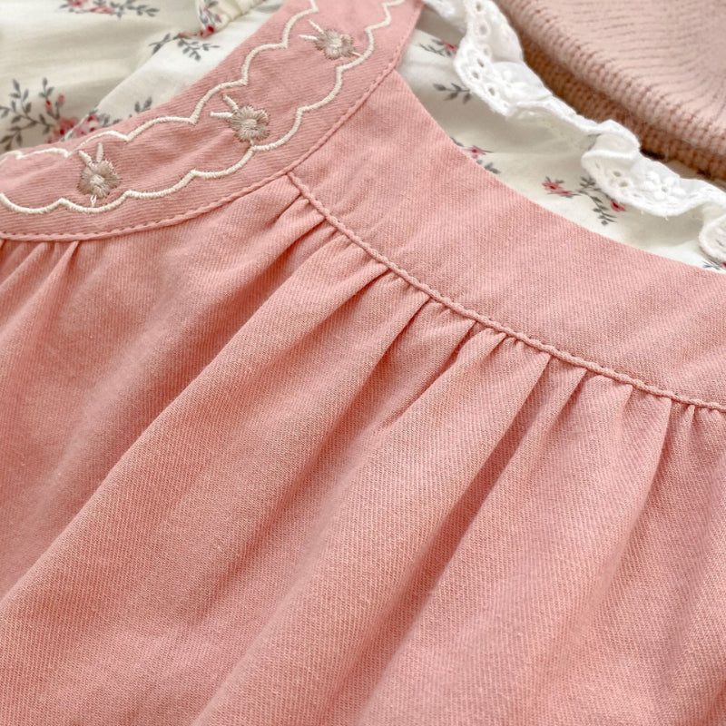【BABY】刺繍入りオーバーオール、花柄トップスSKO70724