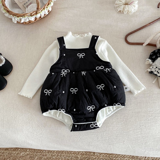 【BABY】冬新作 リボン刺繍中綿ロンパースSK102112