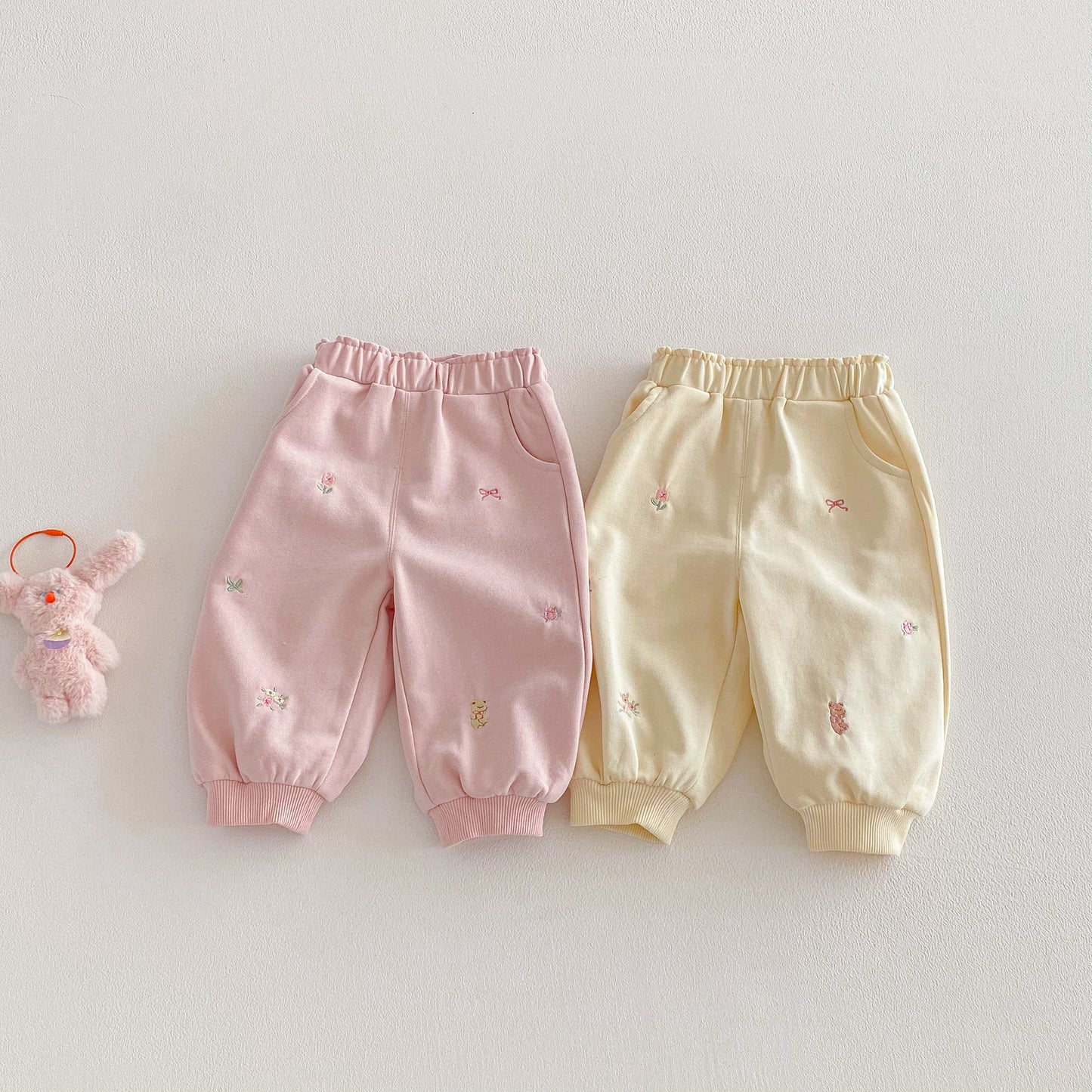 【BABY&KID】韓国風刺繍リラックスパンツSK103518
