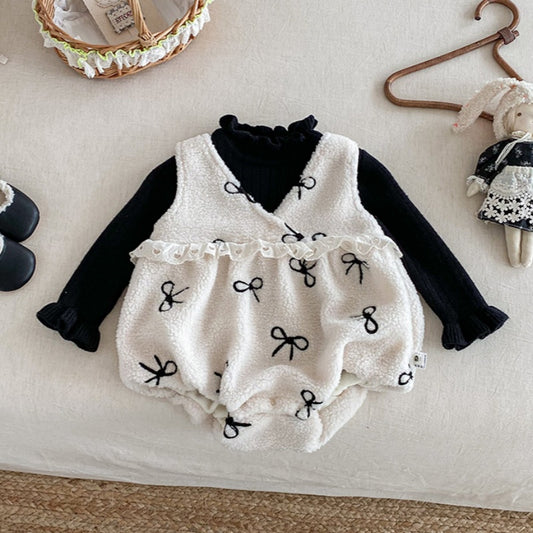 【BABY】冬新作 ボアリボン刺繍ロンパースSK102107