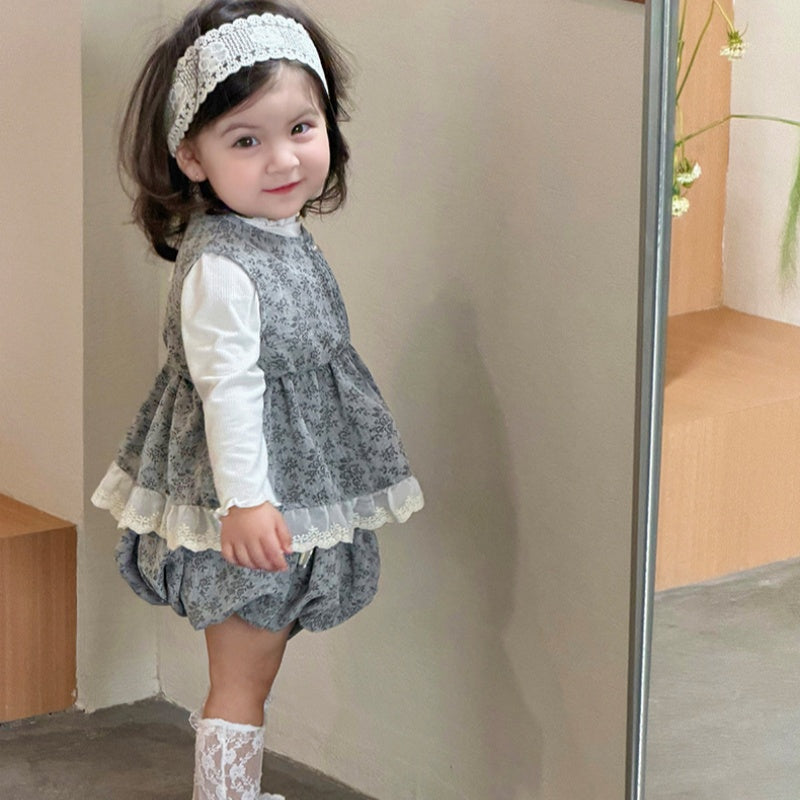 【BABY】小花柄レーストリムベスト＆バルーンパンツSK103705