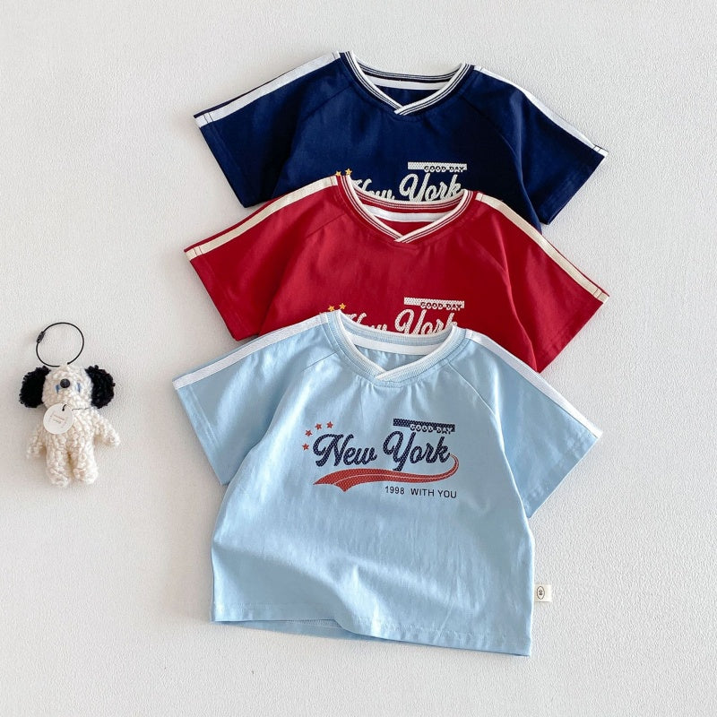 【BABY&KID】夏新作VネックロゴTシャツ、ボーダーショートパンツSK105515