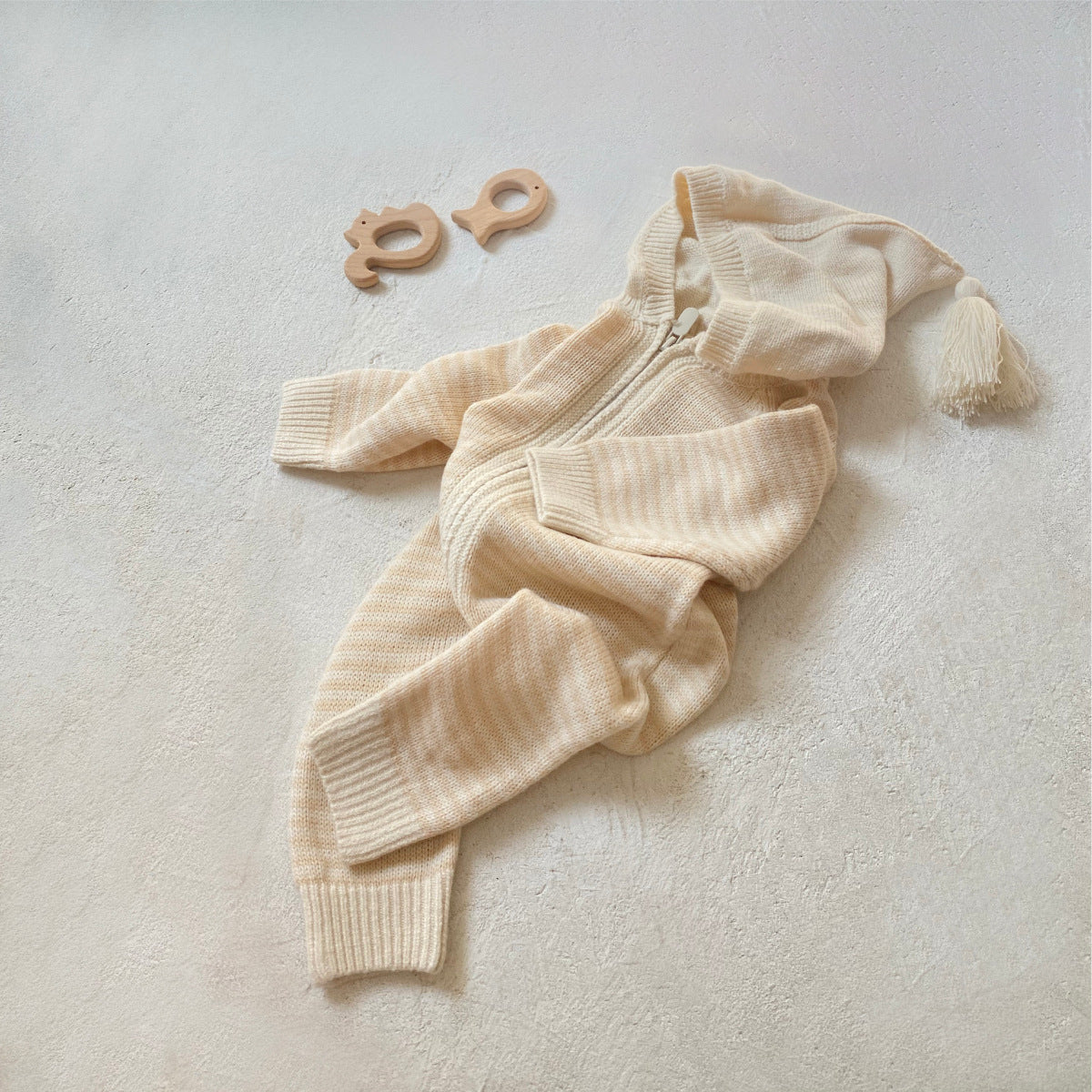 【BABY】北欧風 帽子付きニットオールインワンSK023019