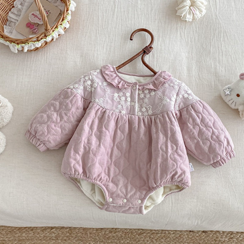 【BABY】冬新作フリル切り替えキルティング裏起毛カバーオールSK102719