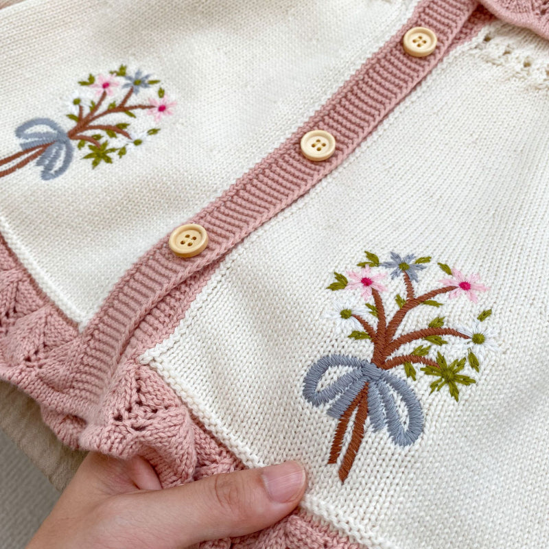 【BABY&KID】レトロ刺繍ニットカーディガンSK092911