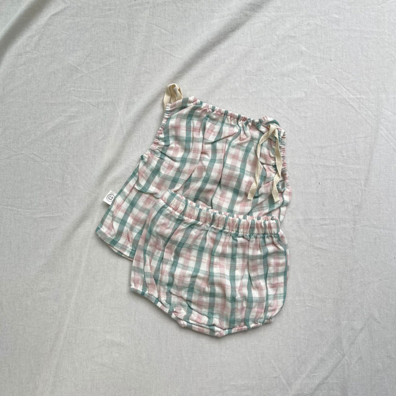 【BABY】チェック柄レースアップベストSK102255