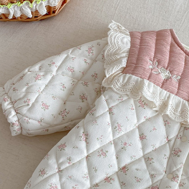 【BABY】冬新作小花柄キルティング フリルカラーカバーオールSK103101