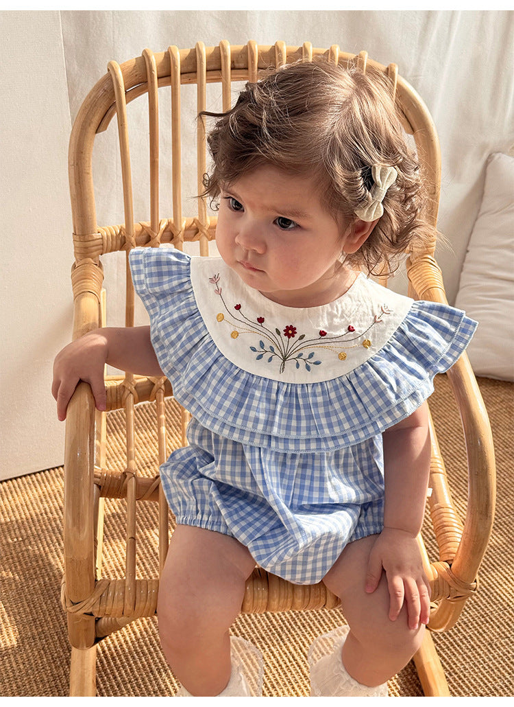 【BABY】夏新作 北欧風 刺繍付きフリルチェックロンパースSK091312