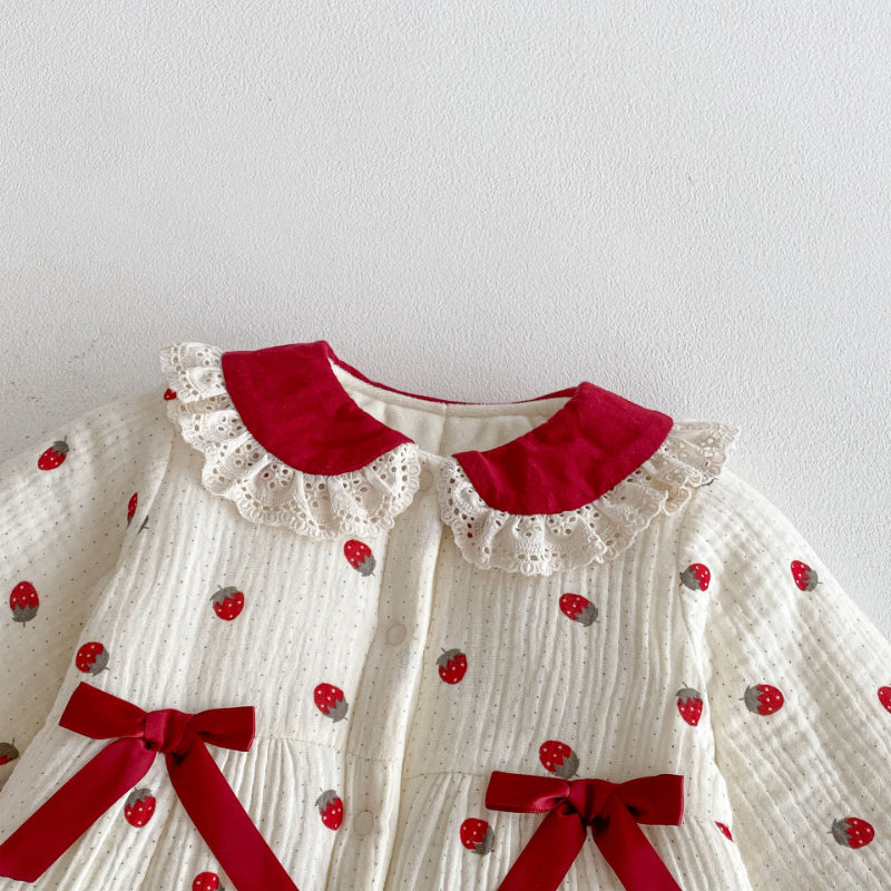 【BABY】冬新作いちご柄レース襟カバーオールSK102710