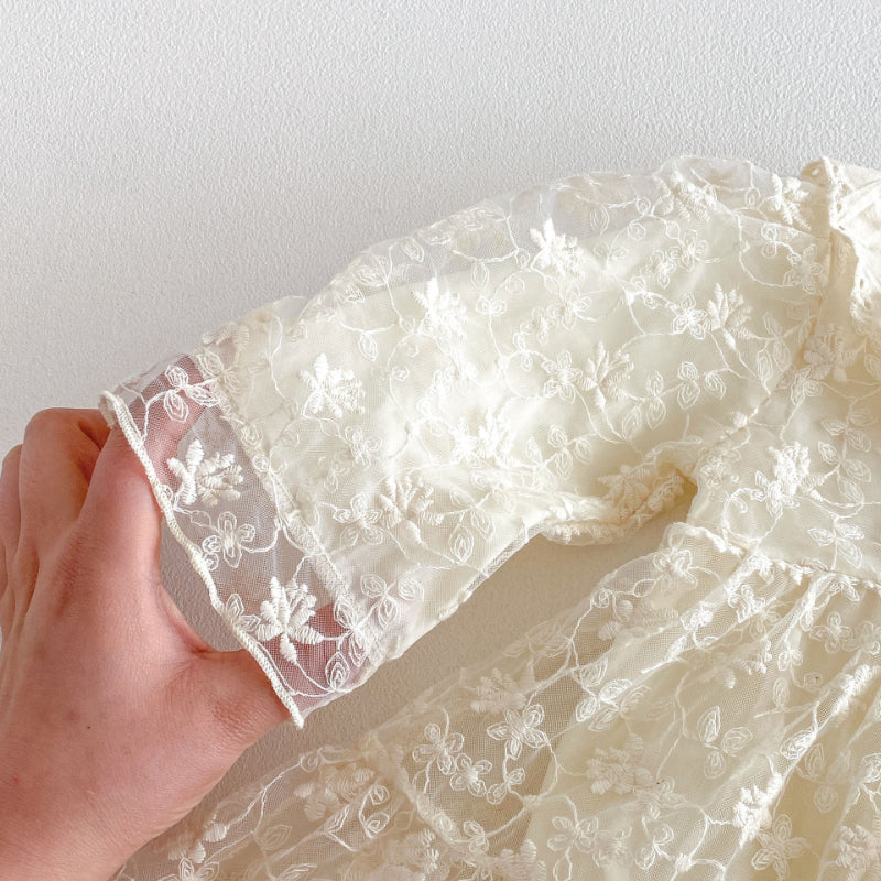 【BABY】フラワー刺繍レースロンパースSK103605