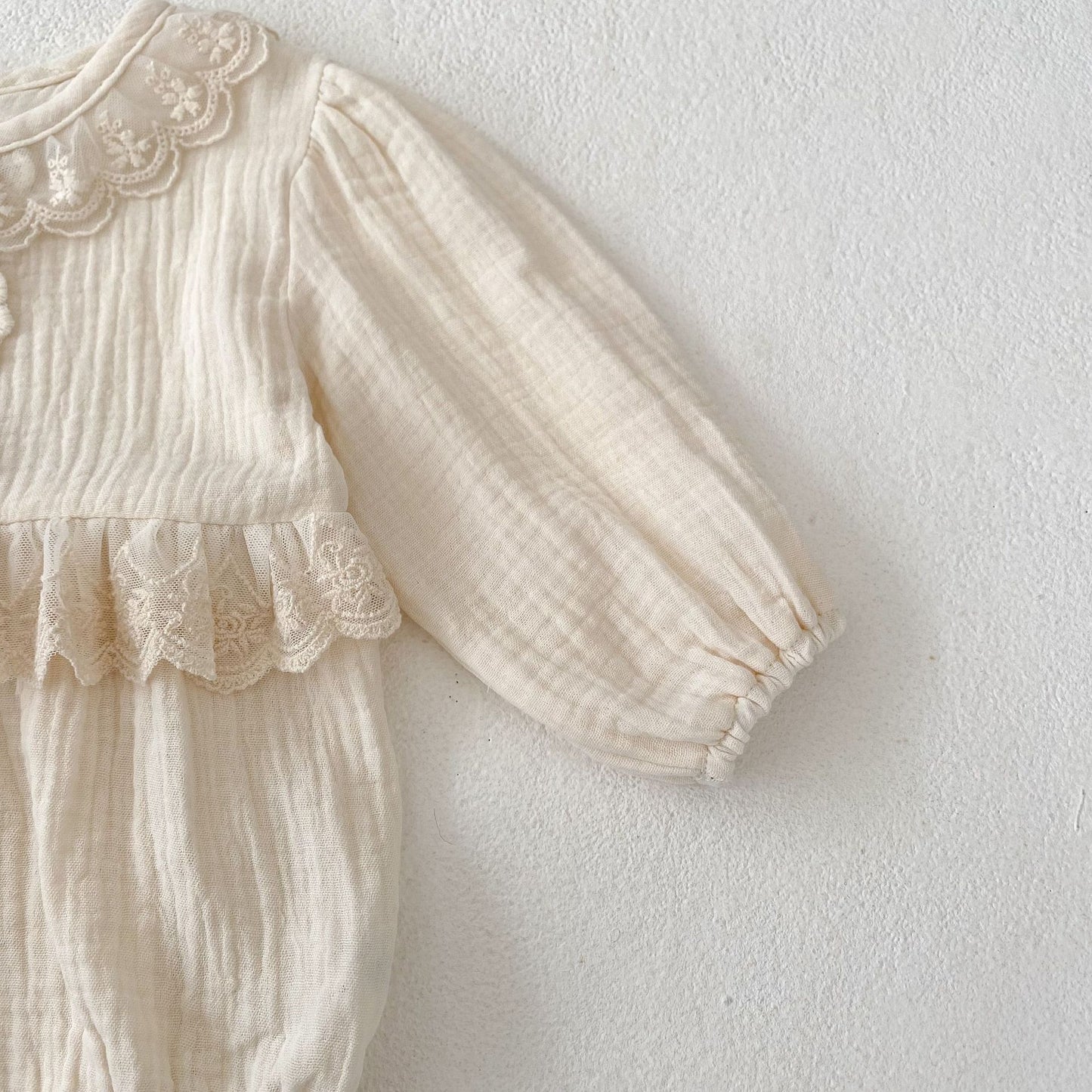 【BABY】レース花刺繡ロンパースSK030614
