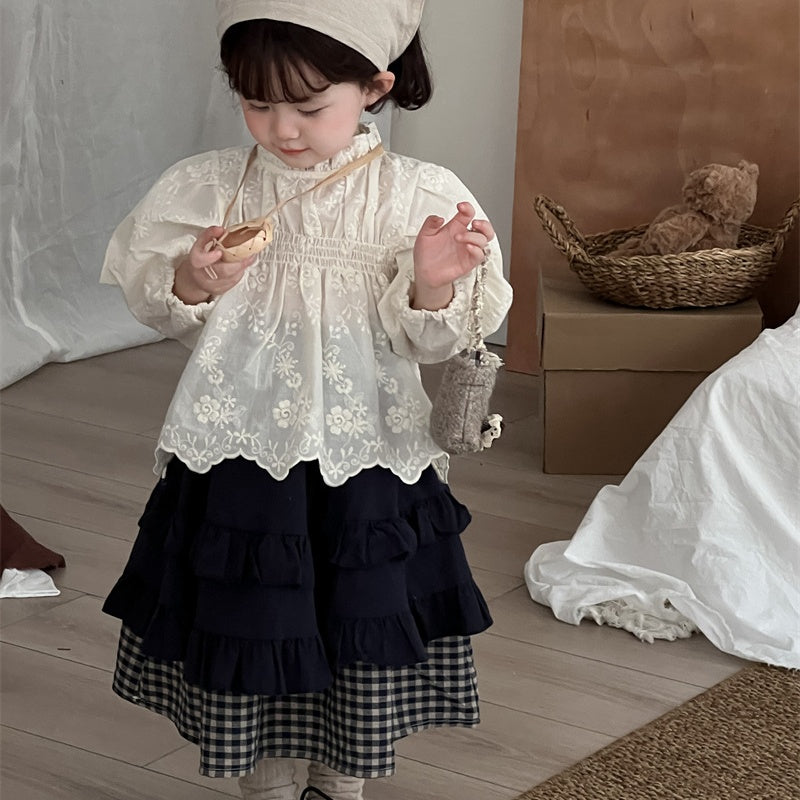 【BABY&KID】刺繍たっぷりフリルネックブラウスSK101445