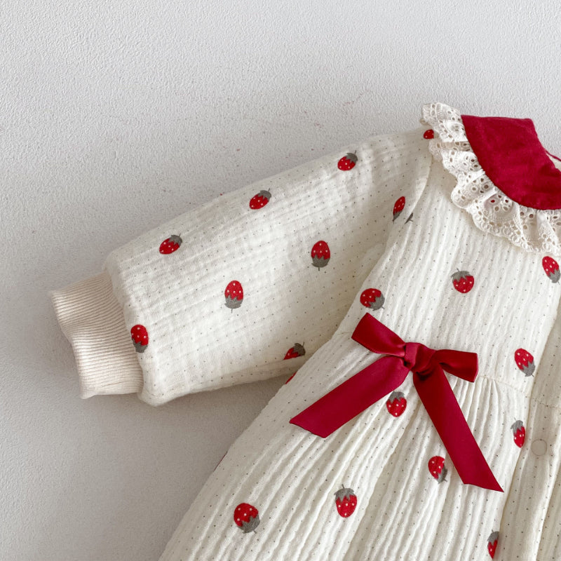 【BABY】冬新作いちご柄レース襟カバーオールSK102710