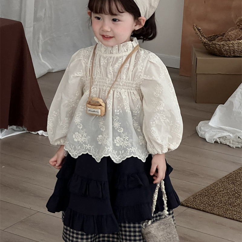 【BABY&KID】刺繍たっぷりフリルネックブラウスSK101445