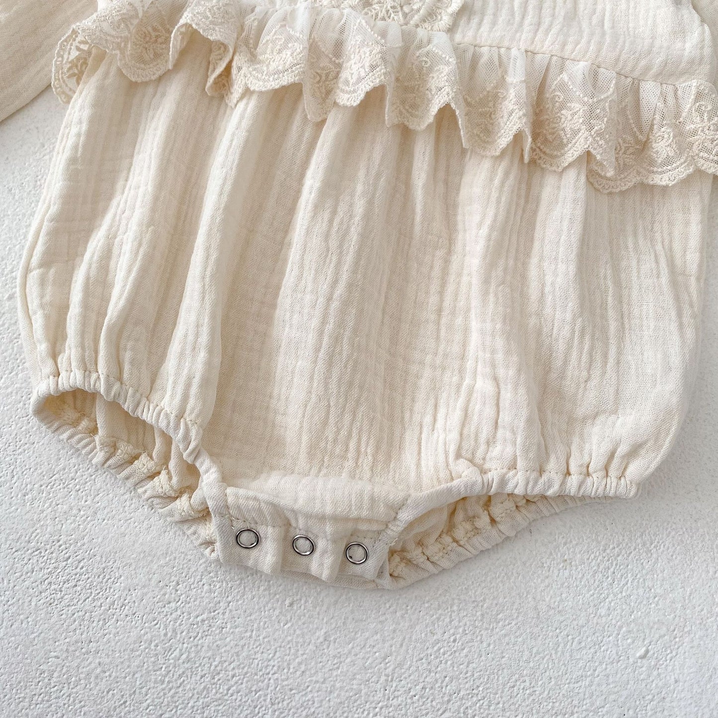 【BABY】レース花刺繡ロンパースSK030614