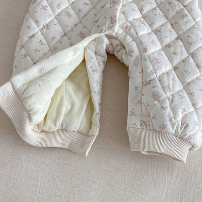 【BABY】冬新作小花柄キルティング フリルカラーカバーオールSK103101