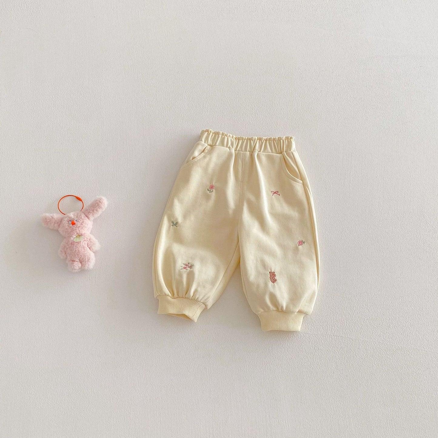 【BABY&KID】韓国風刺繍リラックスパンツSK103518