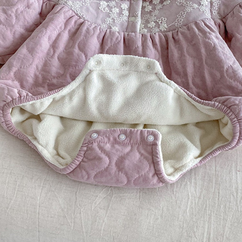 【BABY】冬新作フリル切り替えキルティング裏起毛カバーオールSK102719