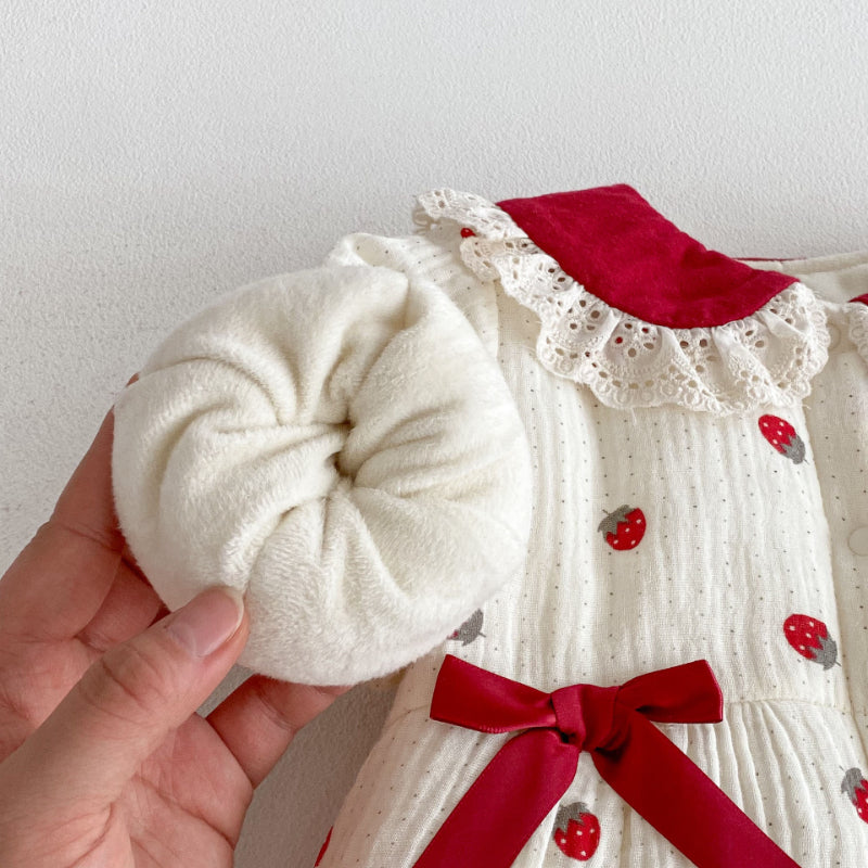 【BABY】冬新作いちご柄レース襟カバーオールSK102710