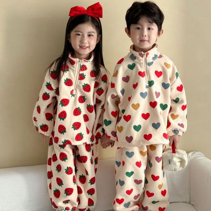 【BABY&KID】冬新作 ハート＆いちご柄フリースセットアップSK102032